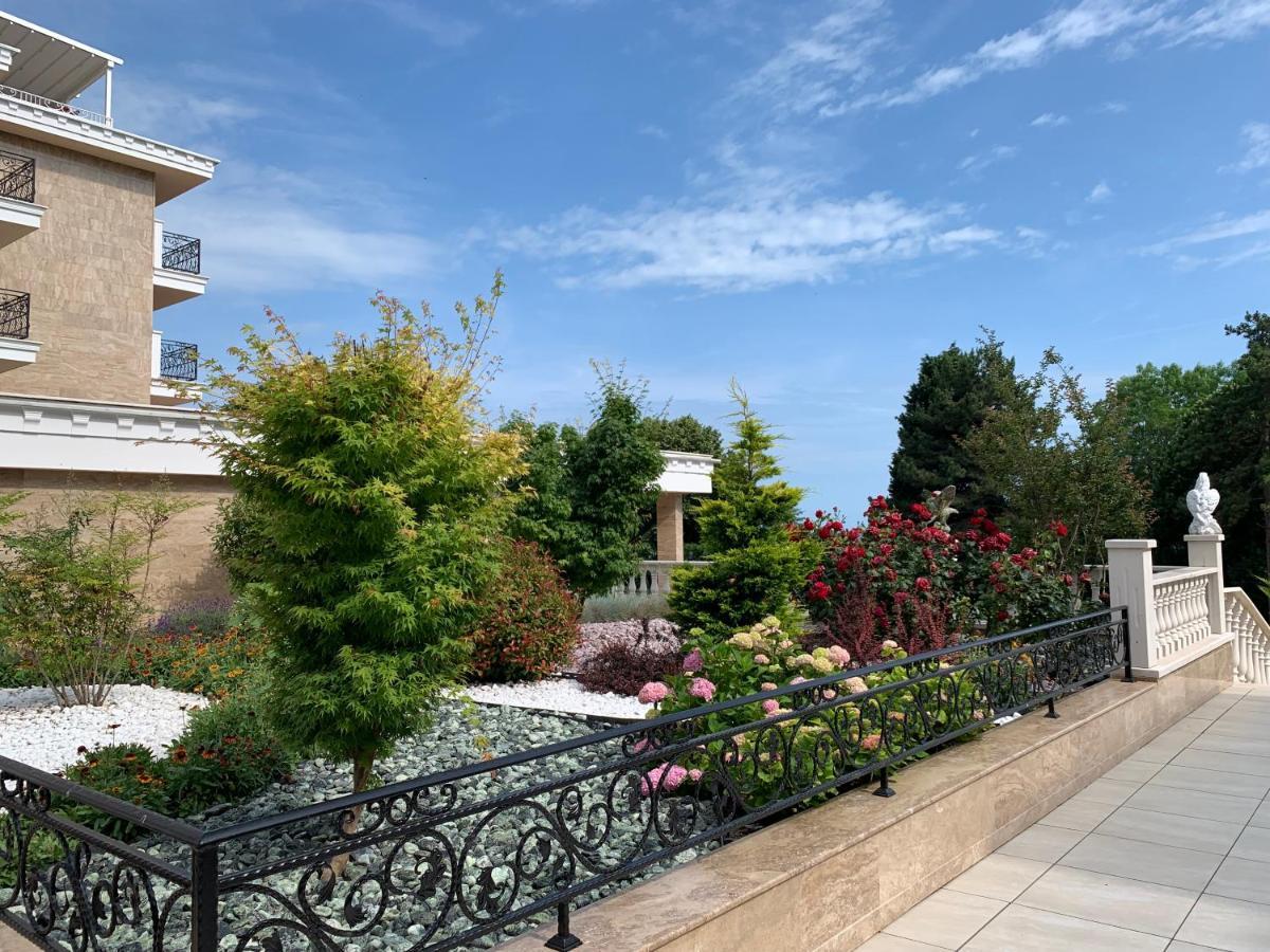 Valencia Gardens Deluxe Apartments Nesebar Exterior photo