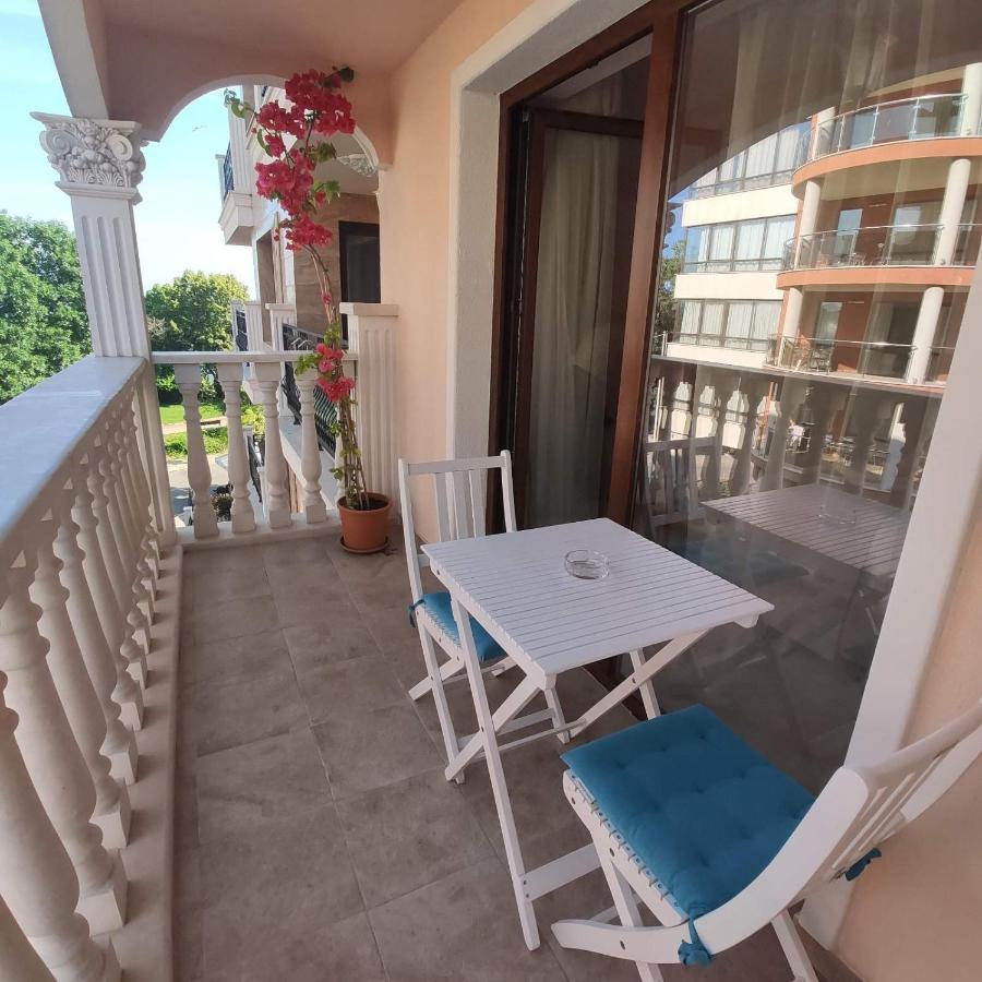 Valencia Gardens Deluxe Apartments Nesebar Exterior photo
