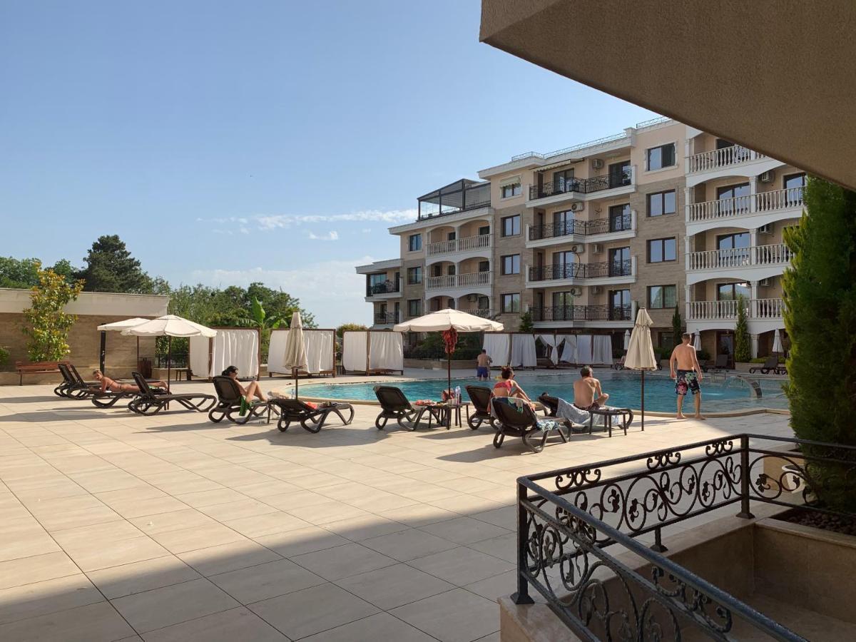Valencia Gardens Deluxe Apartments Nesebar Exterior photo